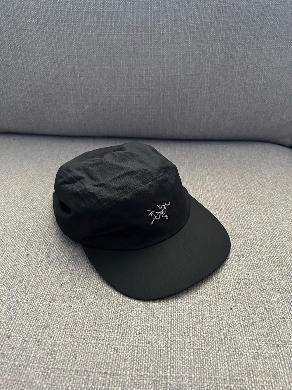 Arc'teryx blk light packable cap